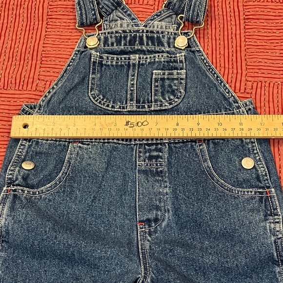 GAP toddler 18-24 months Denim Blue Kids jeans short Romper - Picture 6 of 16